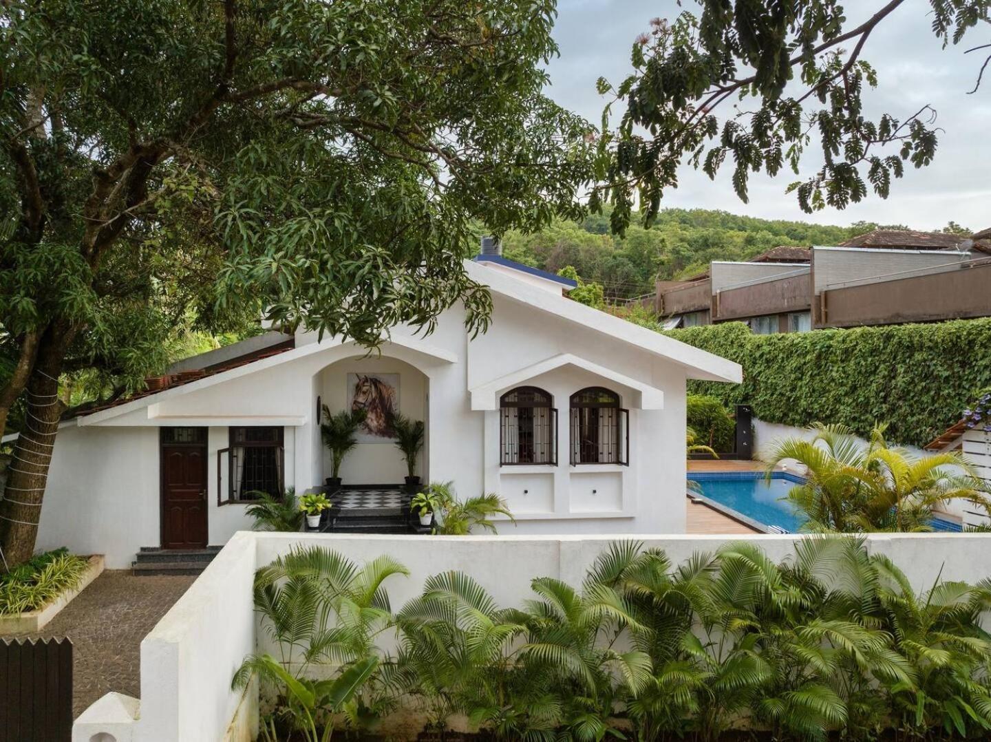 Stone Hearth Villa 안주나 외부 사진